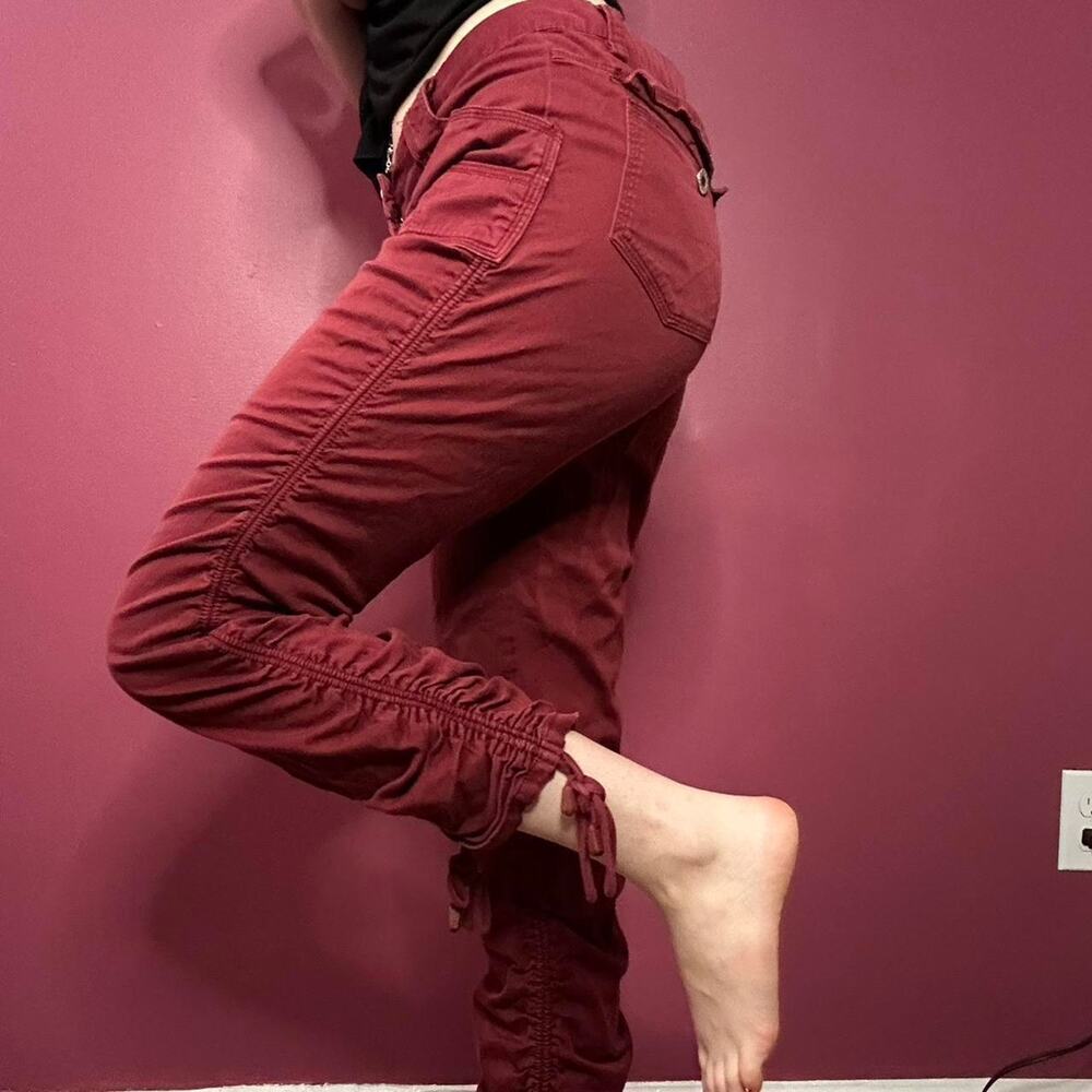 Crest Jeans Vintage Y2K Red Cargo Pants
